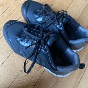 BLACK CLEATS  Youth size 3